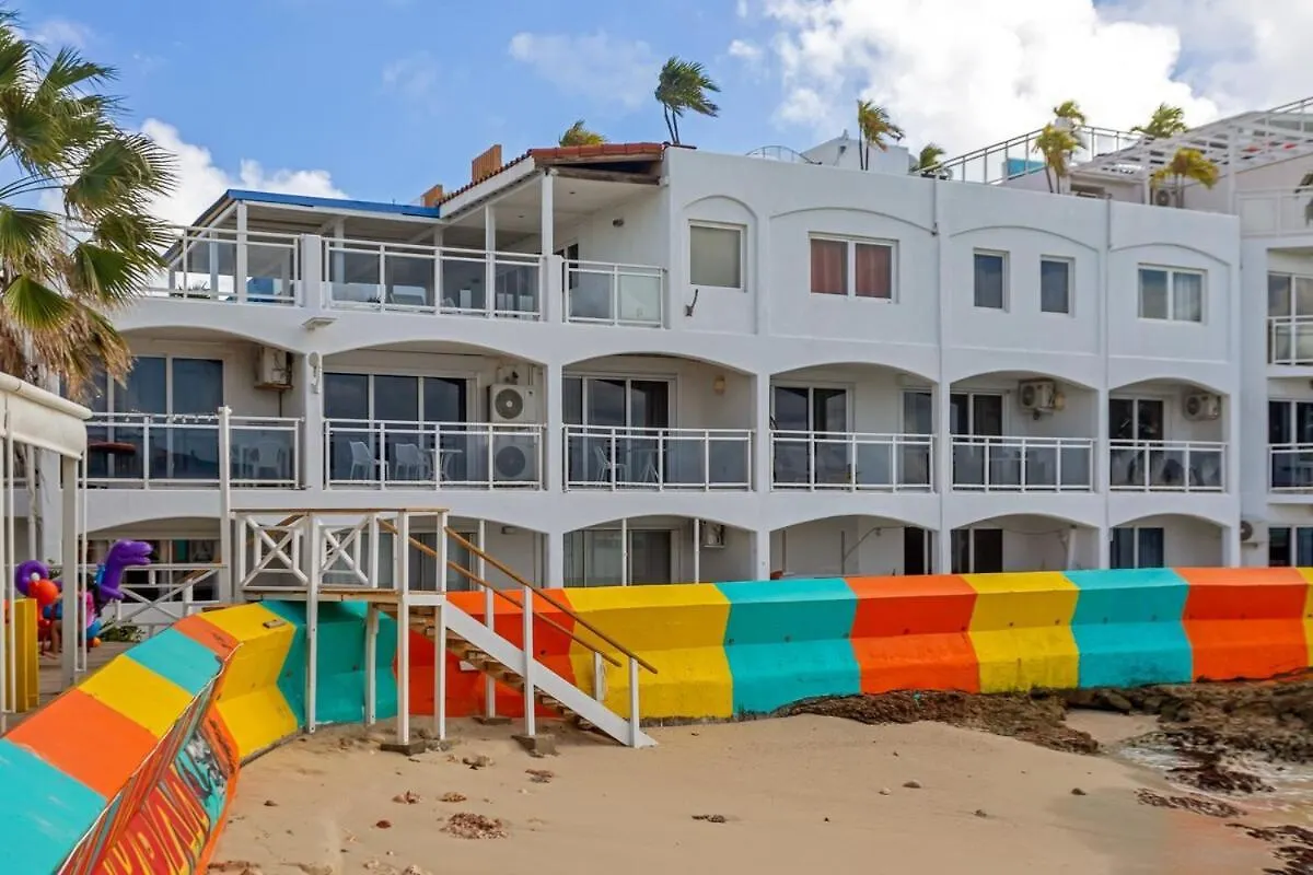 Daire Maho Beach House - 2 Bedroom Corner Ocean Suite Simpson Bay