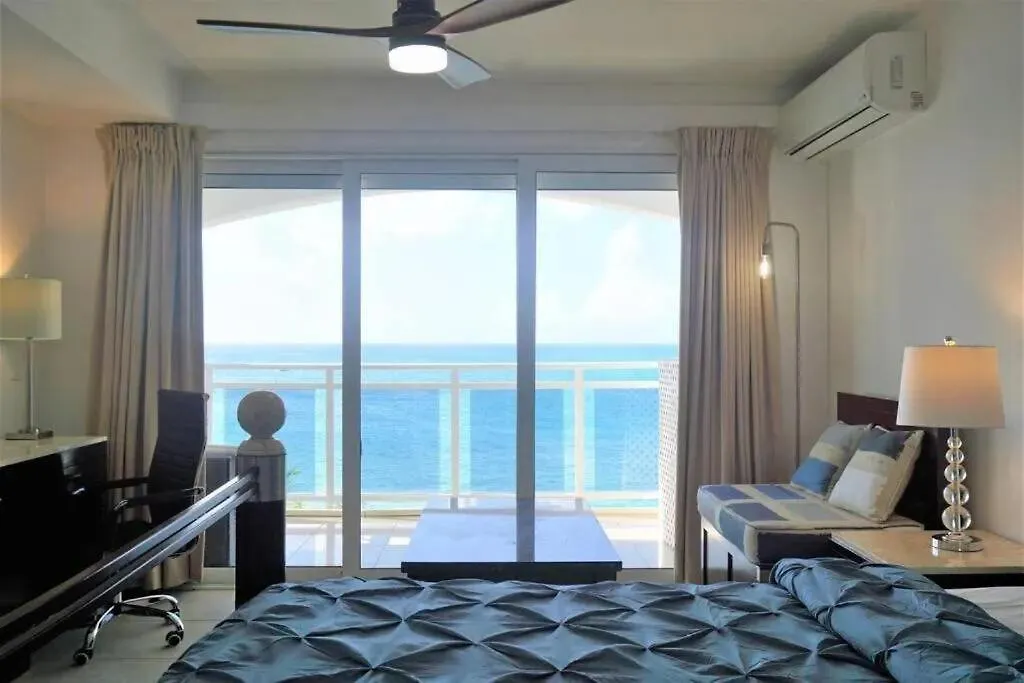 Maho Beach House - 2 Bedroom Corner Ocean Suite Simpson Bay 0*,  Sint Maarten